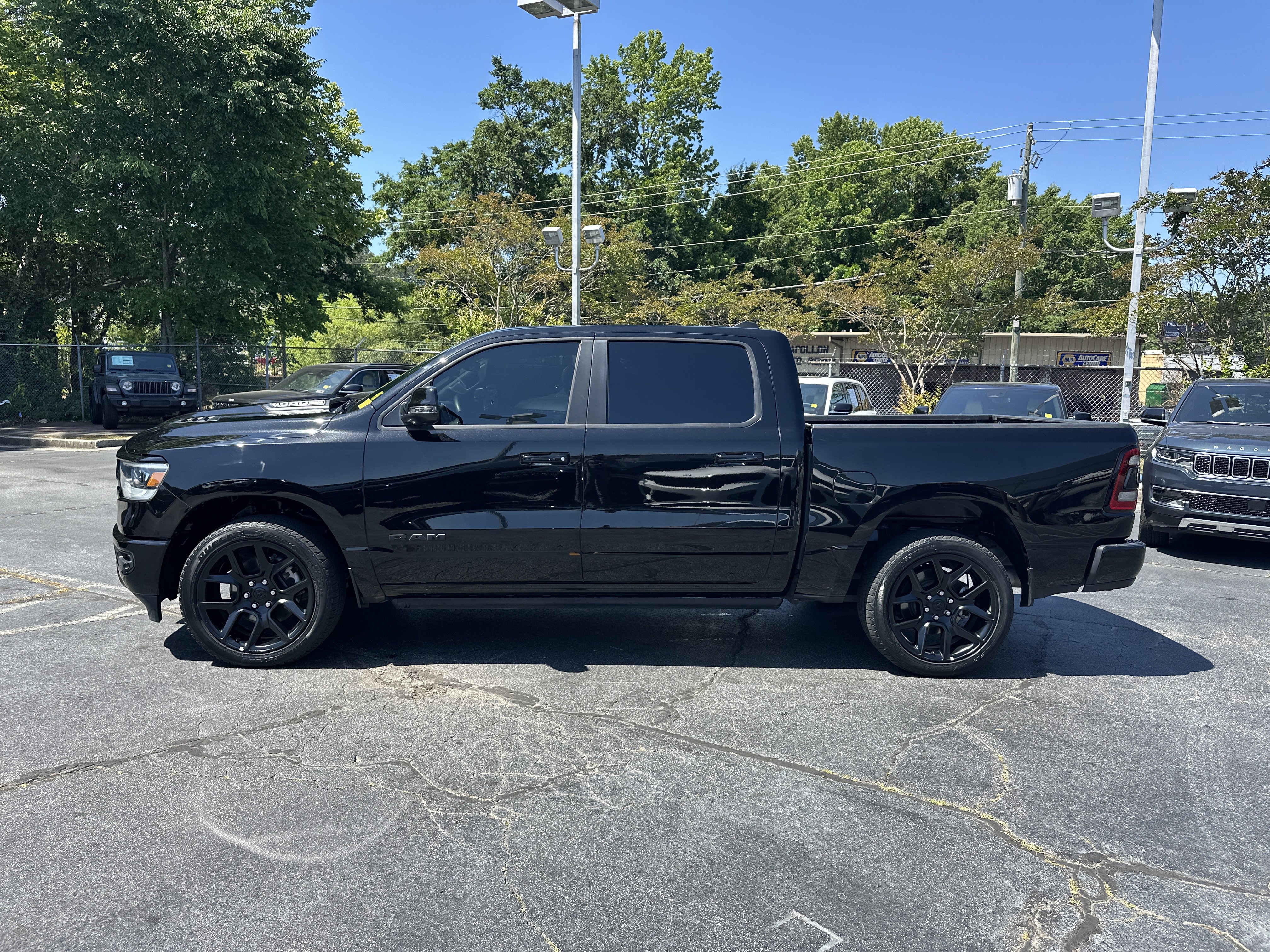 Used 2023 RAM 1500 Laramie AWD/4WD image 6