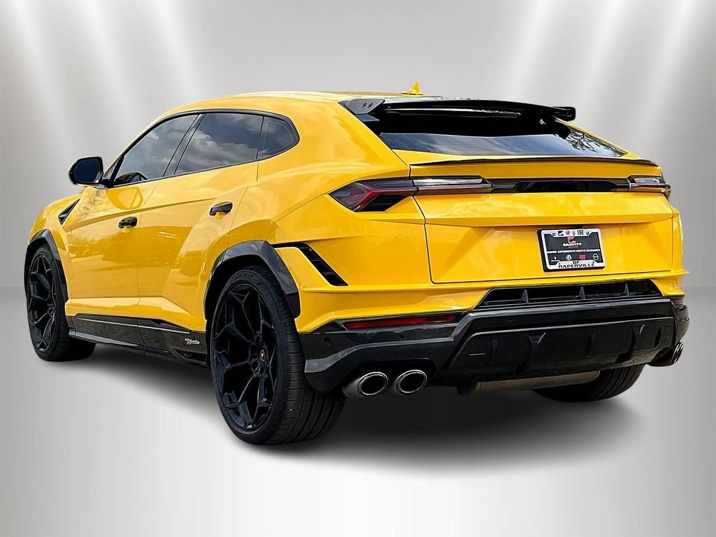 Used 2023 Lamborghini Urus Performante AWD/4WD image 4