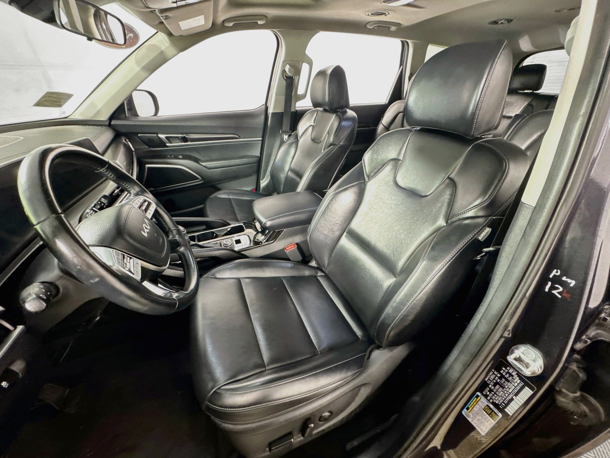 Used 2025 Kia Telluride S AWD/4WD image 15