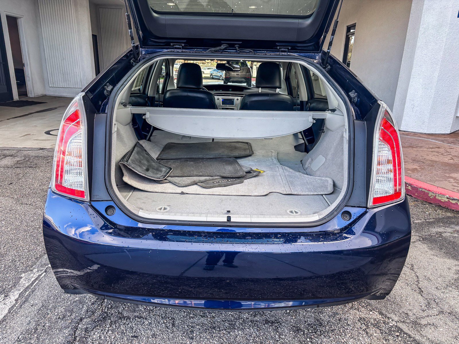 Used 2015 Toyota Prius Four image 13