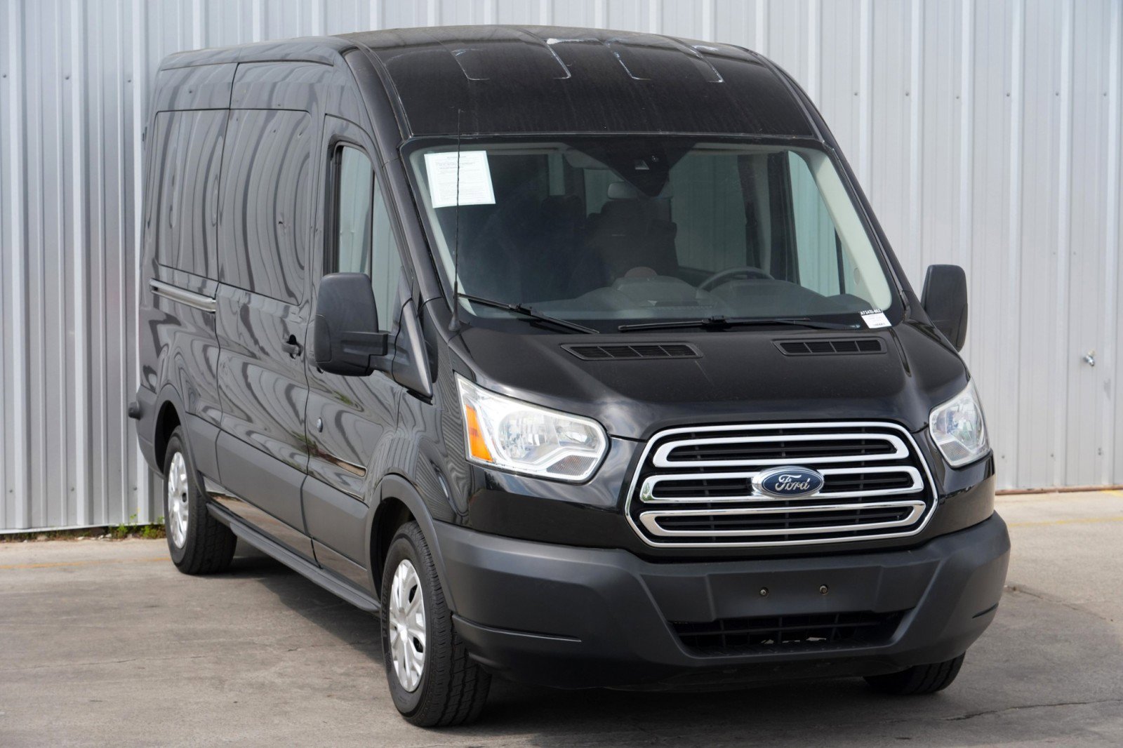 Used 2015 Ford Transit 350 XLT image 44