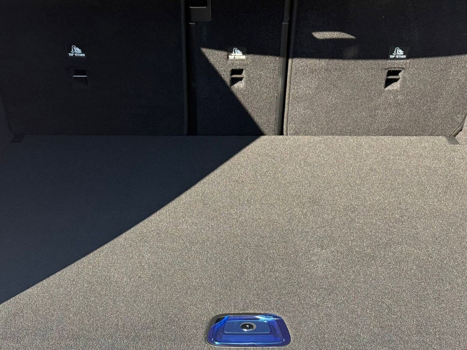 New 2026 Mercedes-Benz GLC 300 image 18