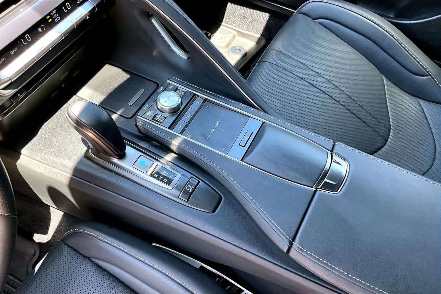 Used 2022 Lexus LC 500 Convertible w/ Touring Package RWD image 17
