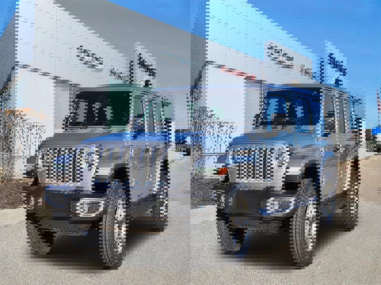 Used 2021 Jeep Wrangler Unlimited Sahara image 2