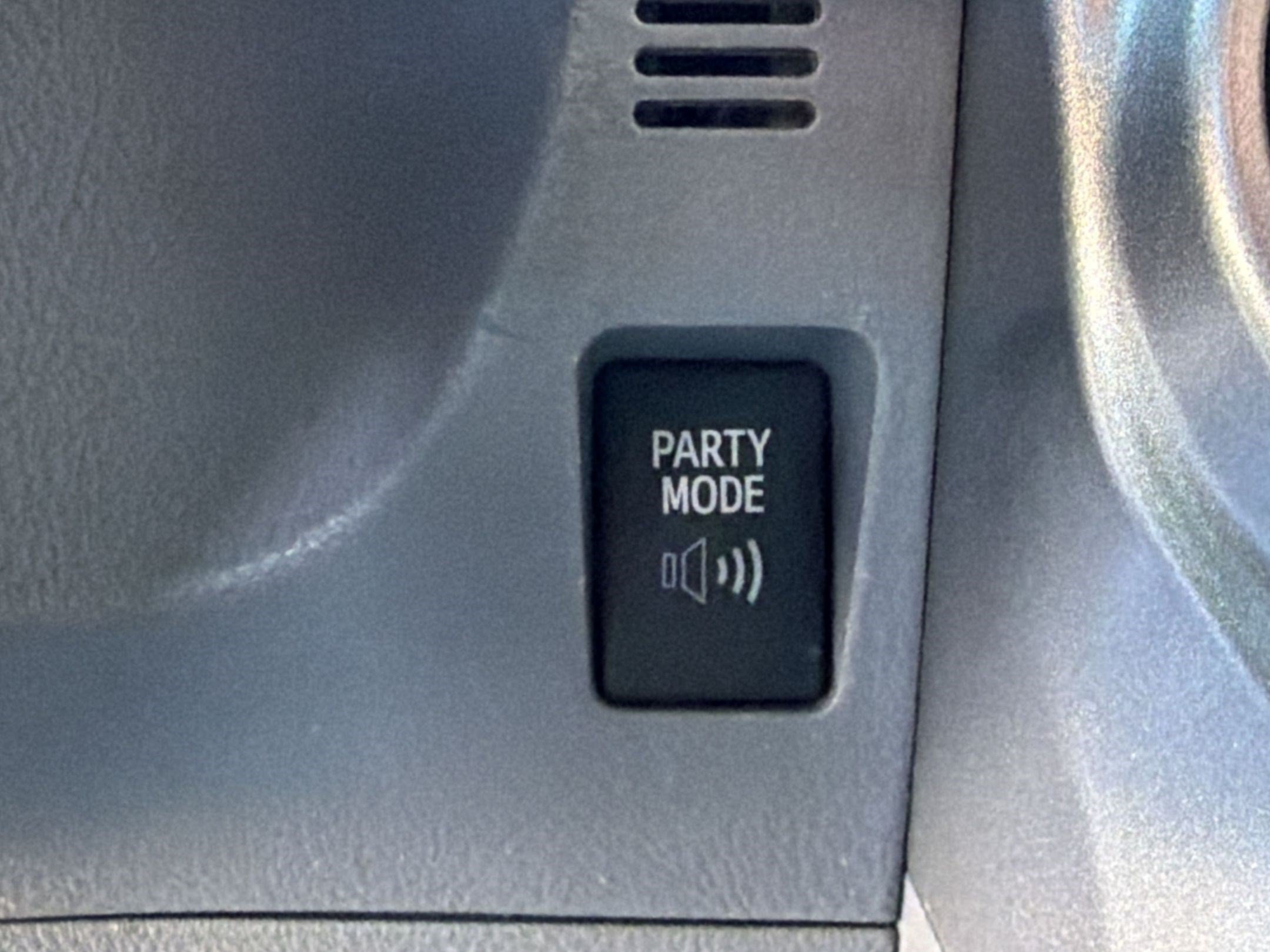 Used 2013 Toyota 4Runner SR5 RWD image 24