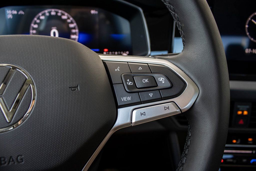 New 2025 Volkswagen Jetta SE image 34