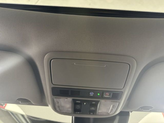 Used 2018 Honda Odyssey Elite image 10