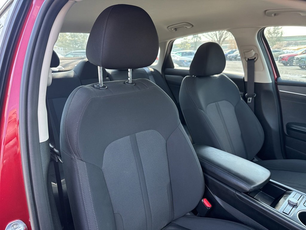 Used 2021 Kia K5 LXS image 29