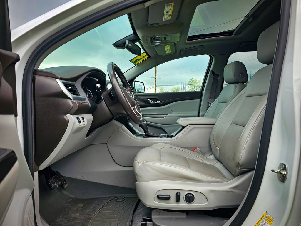 Used 2019 GMC Acadia SLT AWD/4WD image 13