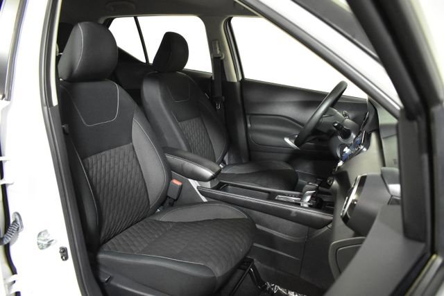 Used 2021 Nissan Kicks SV FWD image 32