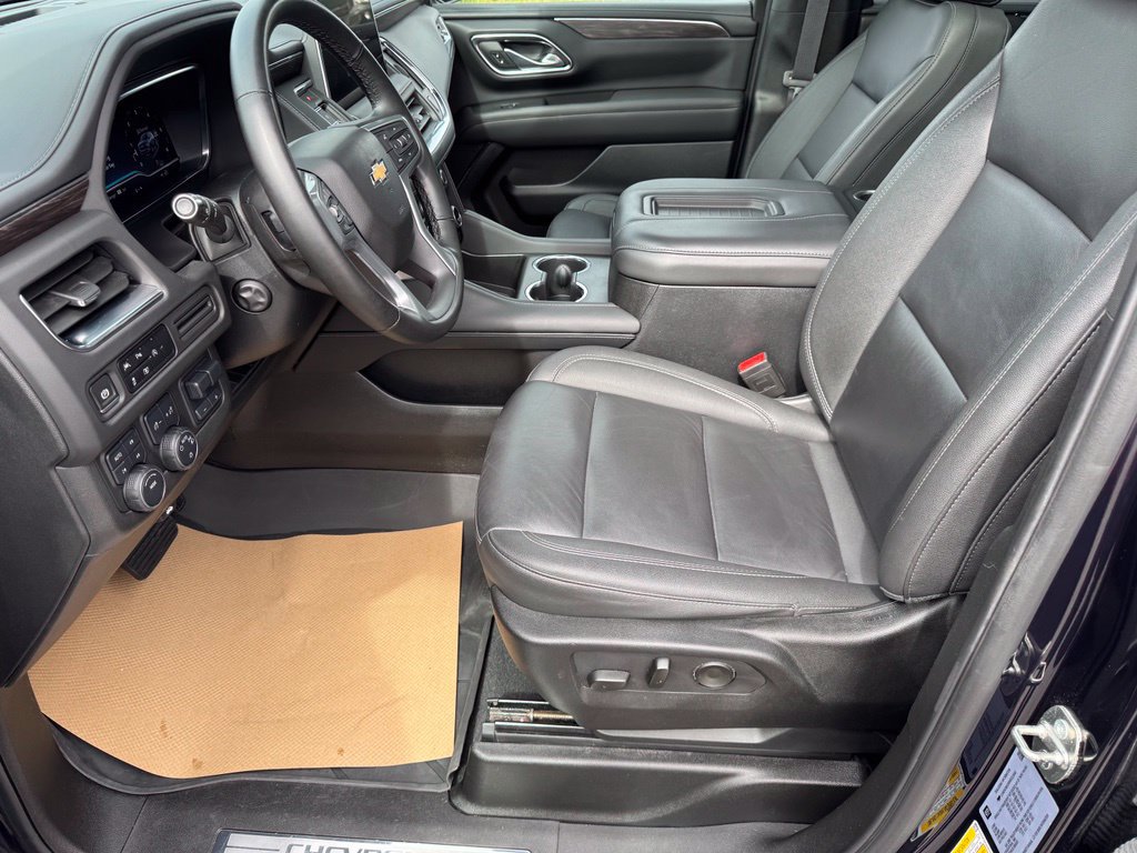 Certified 2024 Chevrolet Tahoe LT w/ LT Signature Package AWD/4WD image 12
