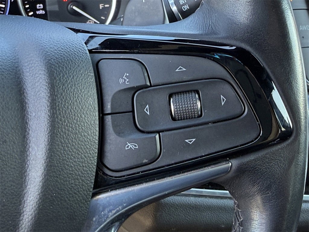 Used 2023 Buick Enclave Avenir w/ Avenir Technology Package image 22