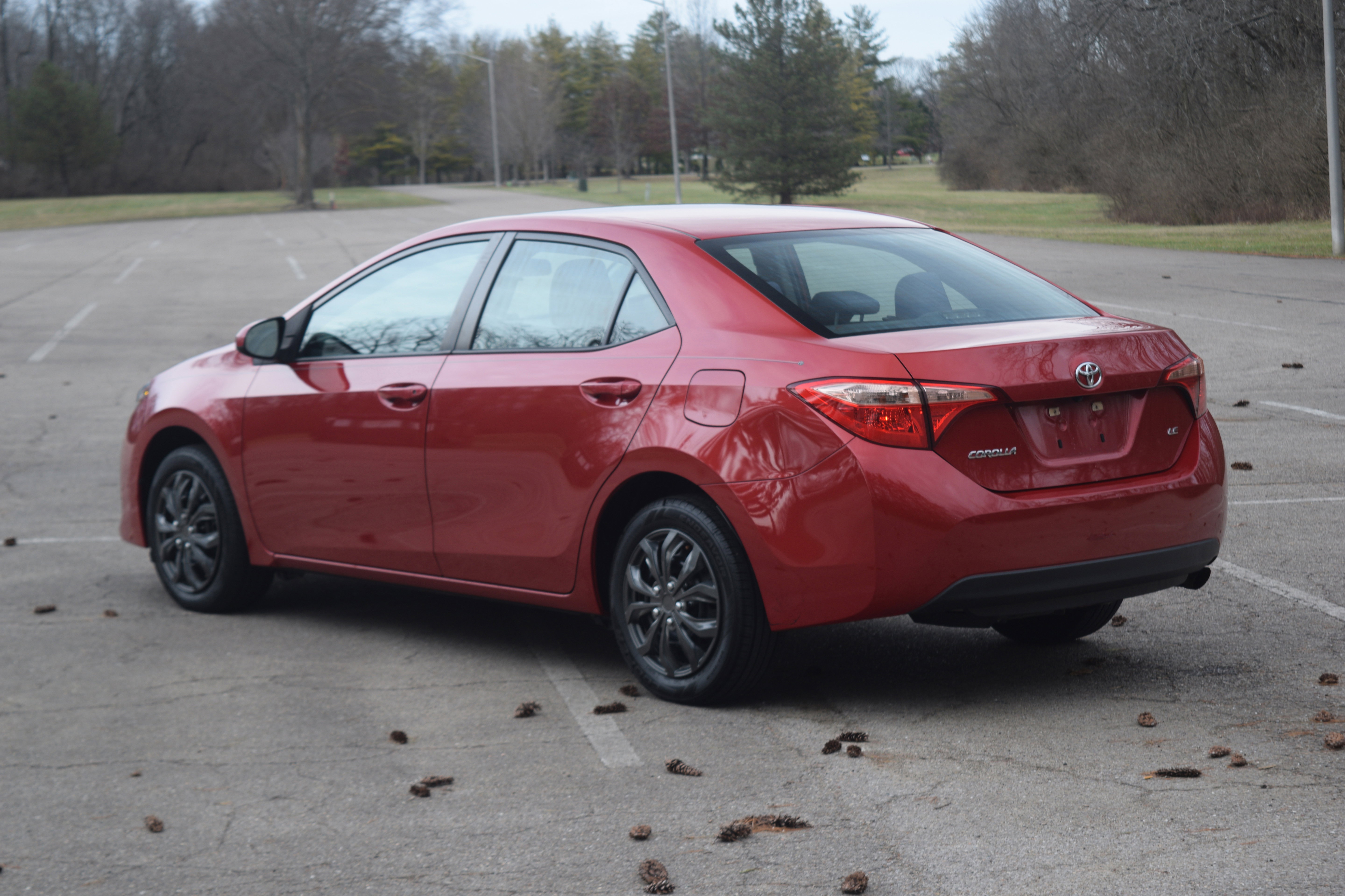 Used 2018 Toyota Corolla LE image 22
