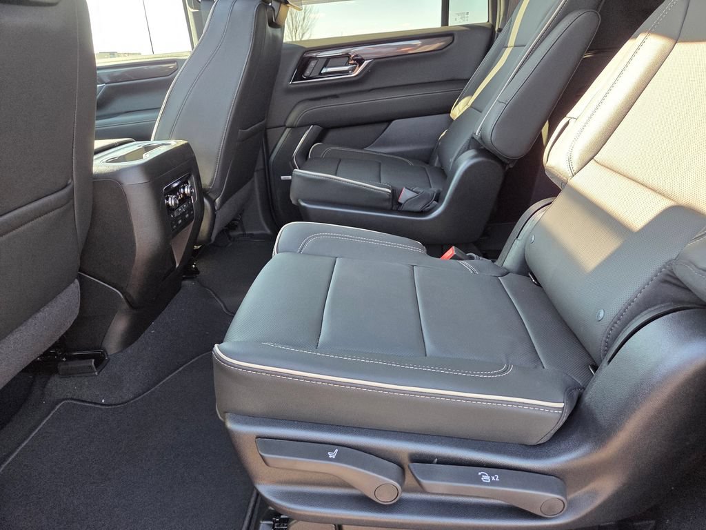 New 2026 GMC Yukon XL Elevation w/ Elevation Premium Package AWD/4WD image 53