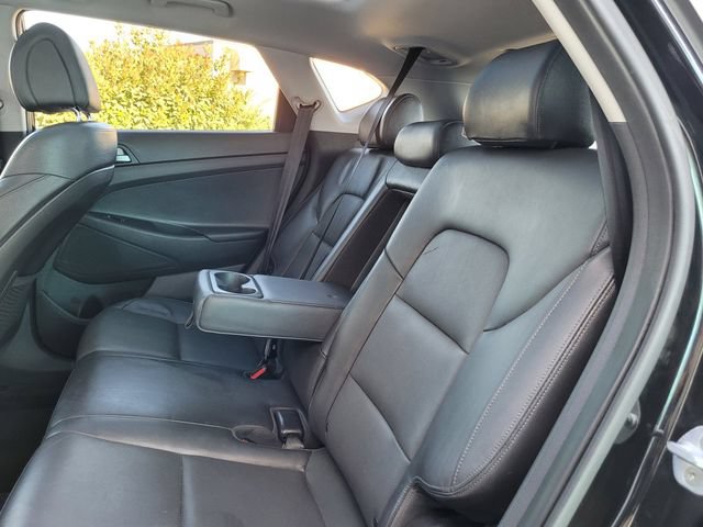 Used 2016 Hyundai Tucson Limited w/ Option Group 03 FWD image 14