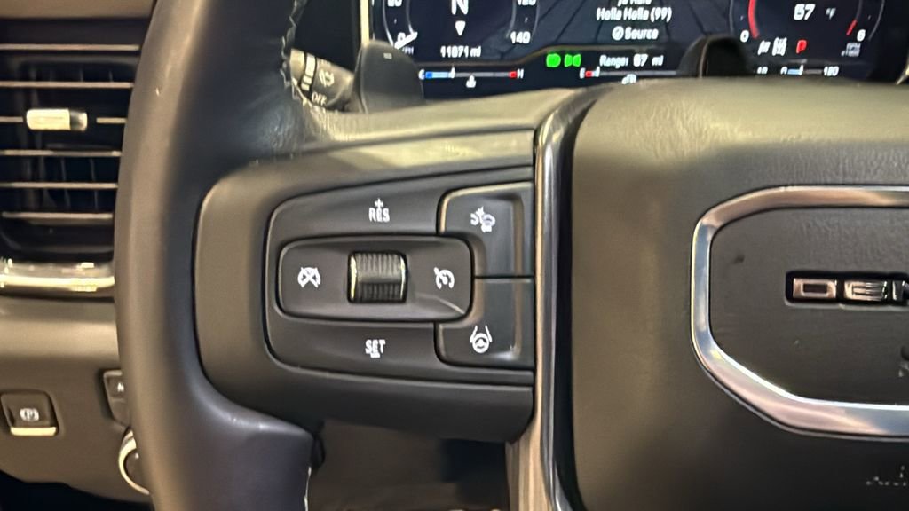 Used 2025 GMC Sierra 1500 Denali Ultimate image 32