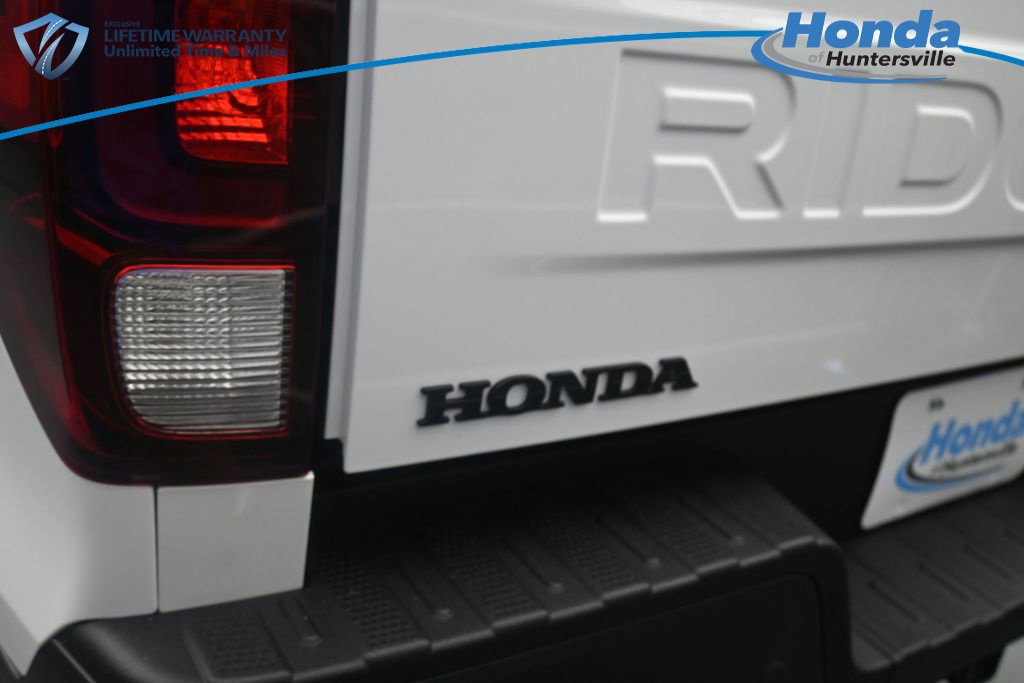 New 2026 Honda Ridgeline Black Edition image 13