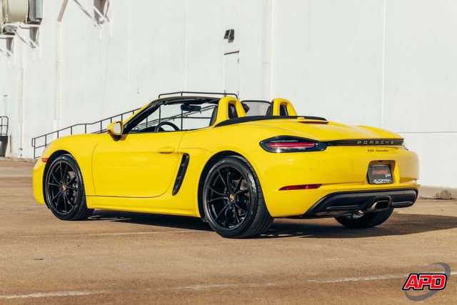 Used 2017 Porsche 718 Boxster image 10
