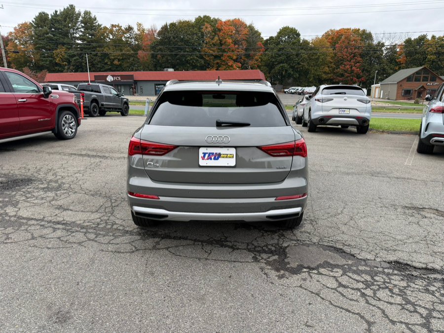 Used 2020 Audi Q3 2.0T Premium Plus w/ Premium Plus Package AWD/4WD image 5