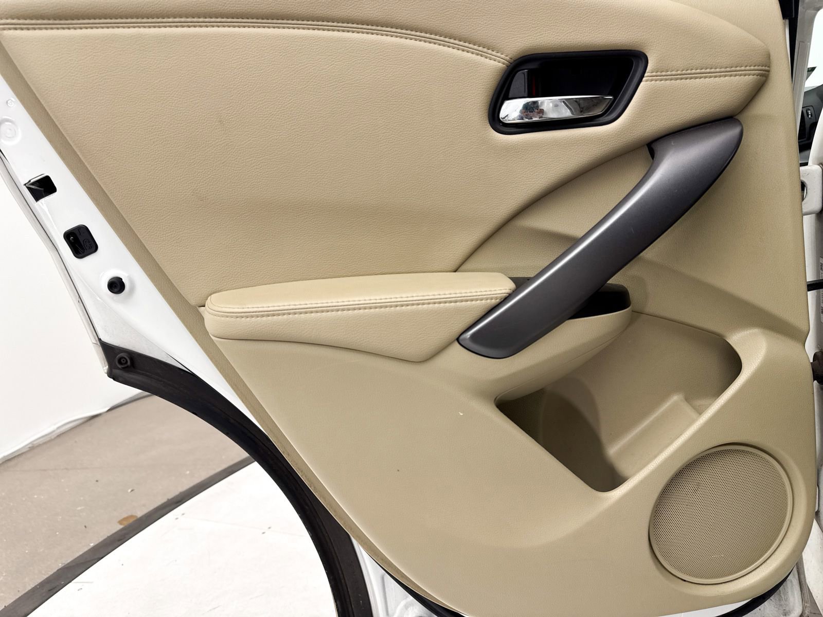 Used 2015 Acura RDX FWD w/ Technology Package image 26