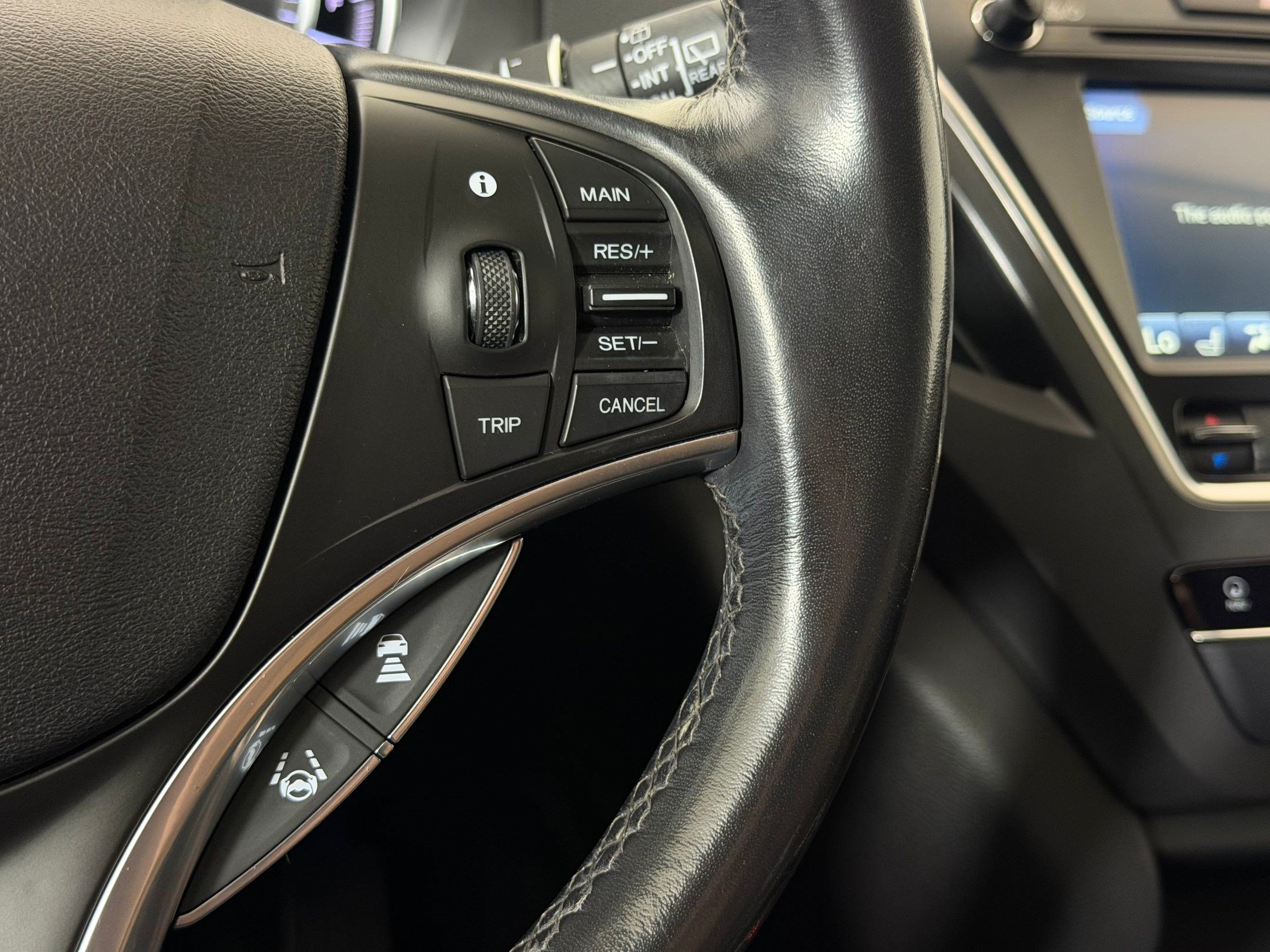 Used 2018 Acura MDX SH-AWD w/ Technology Package image 15