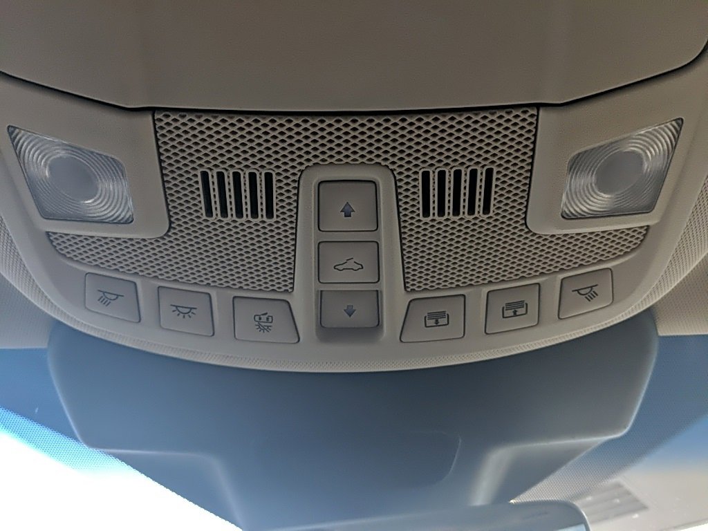 Used 2019 Lincoln Nautilus Reserve image 26