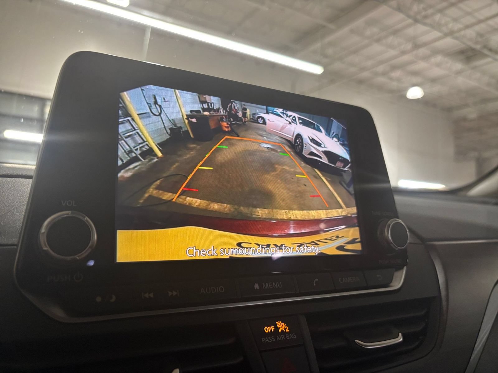Used 2025 Nissan Altima 2.5 SV FWD image 19
