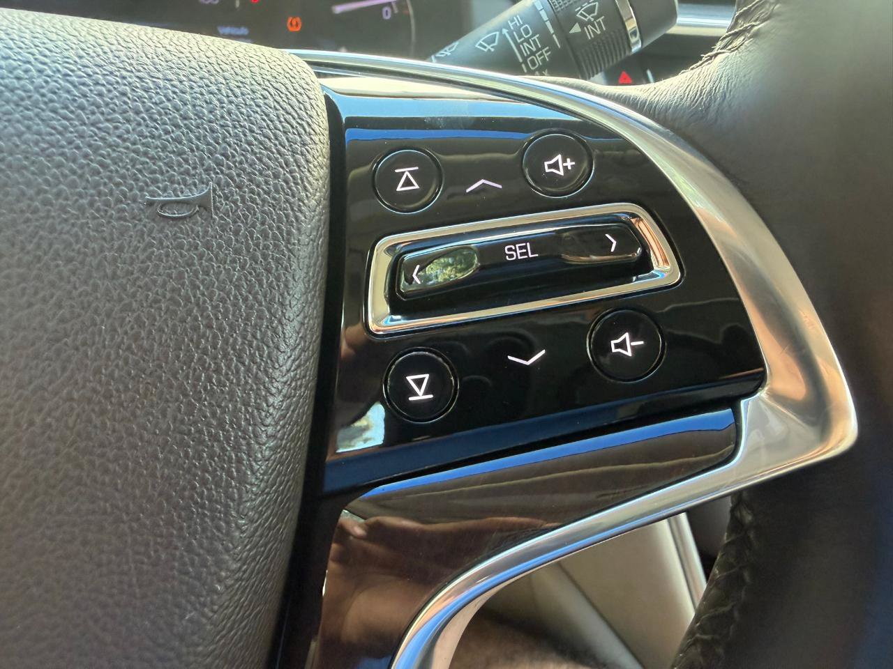 Used 2017 Cadillac XTS Luxury w/ Driver Awareness Package FWD image 27