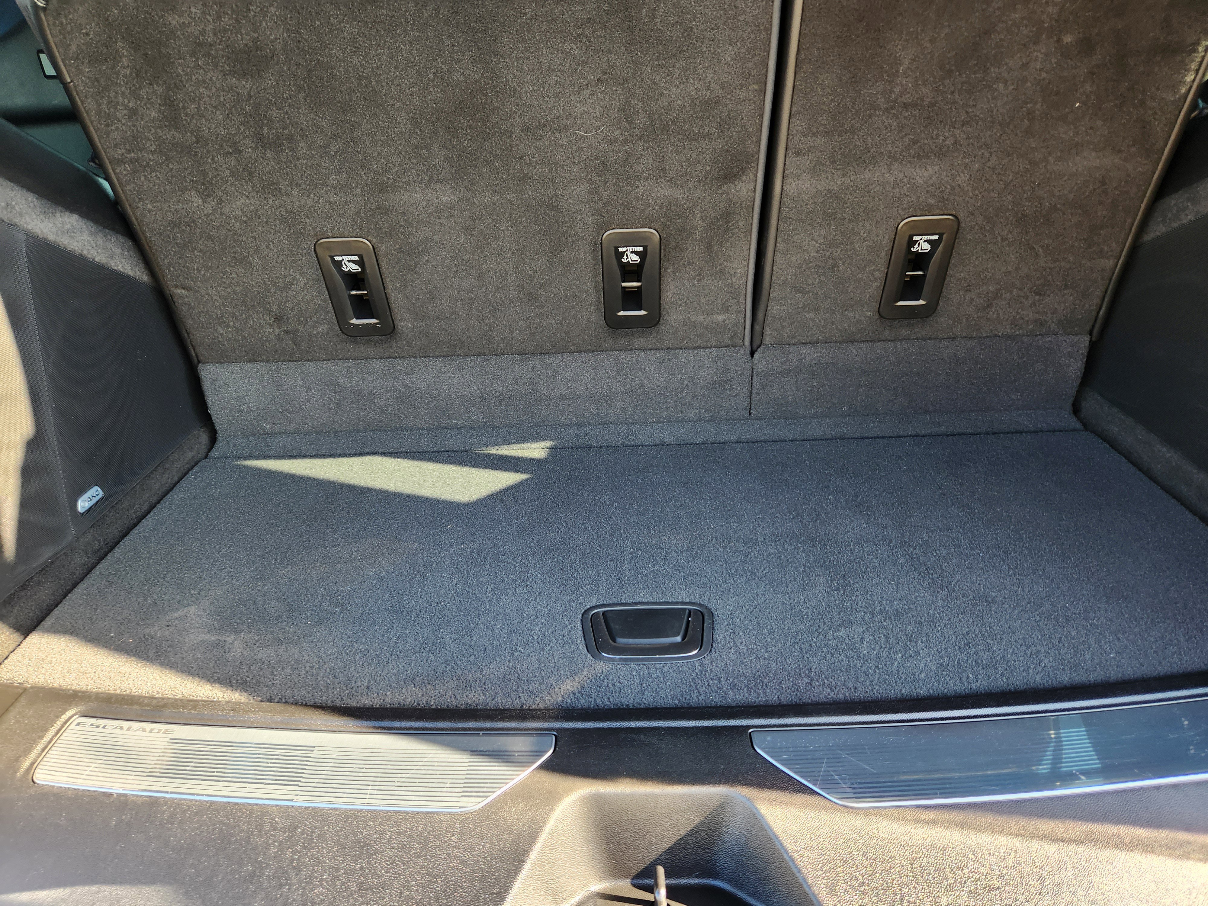 Certified 2024 Cadillac Escalade Luxury image 33