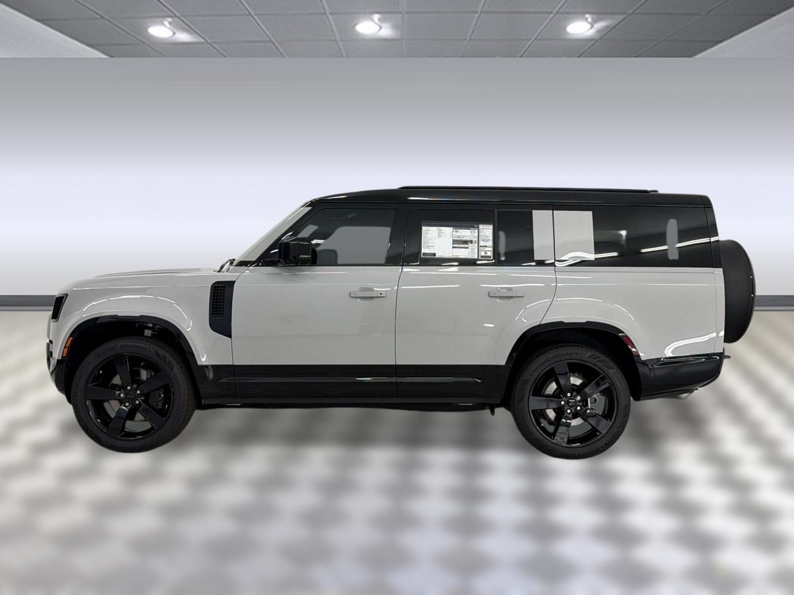 New 2026 Land Rover Defender 130 X-Dynamic SE AWD/4WD image 2
