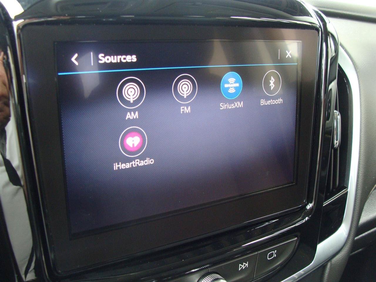 Used 2020 Chevrolet Traverse LT AWD/4WD image 22
