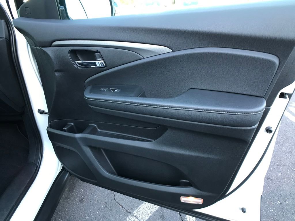 Certified 2023 Honda Ridgeline RTL-E image 32