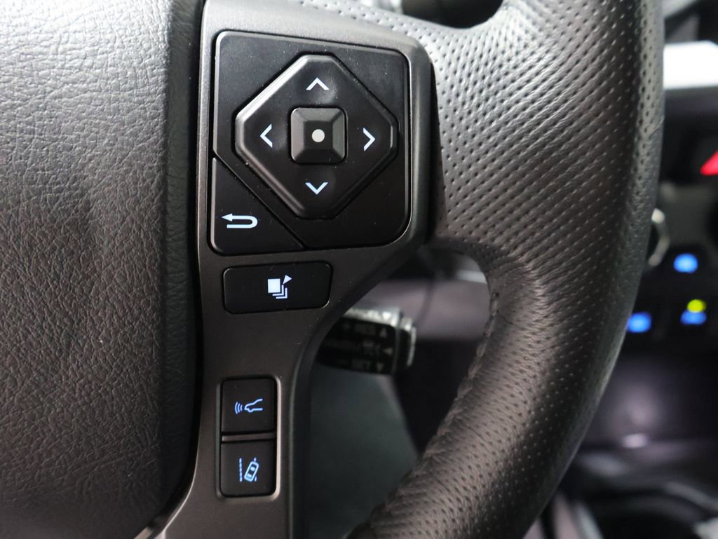 Used 2022 Toyota Tacoma TRD Off-Road w/ Technology Package image 34