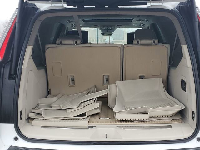 Used 2022 Cadillac Escalade ESV Sport Platinum w/ Heavy-Duty Trailer Package image 7