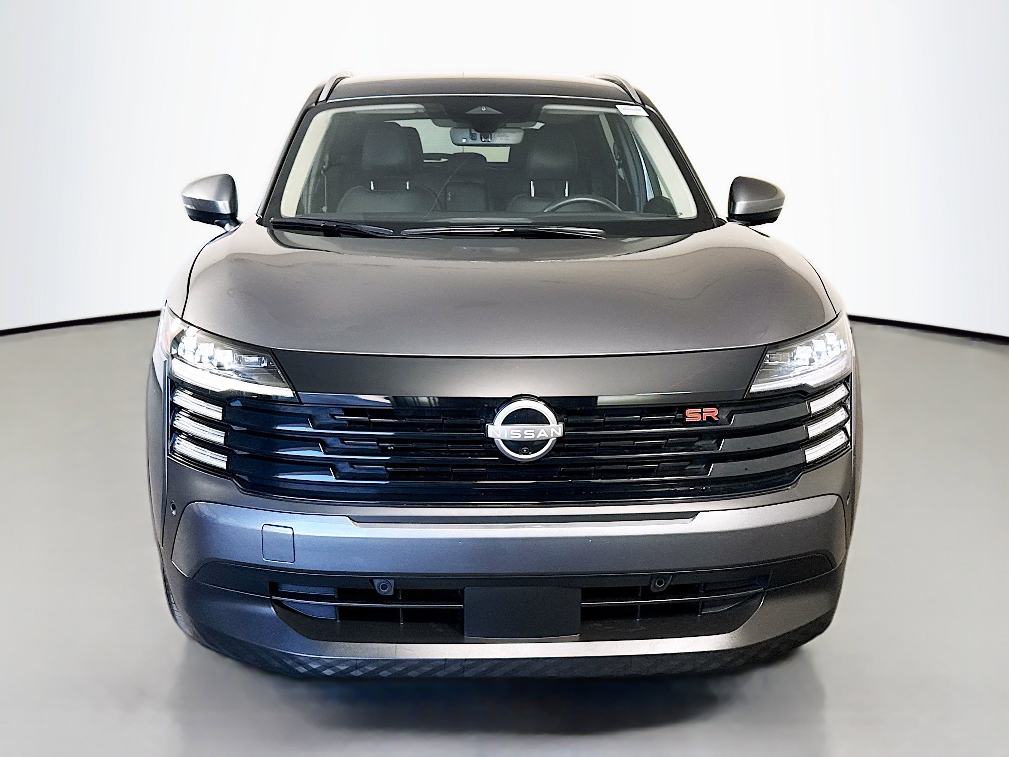 Used 2025 Nissan Kicks SR w/ Interior Electronics Package image 2