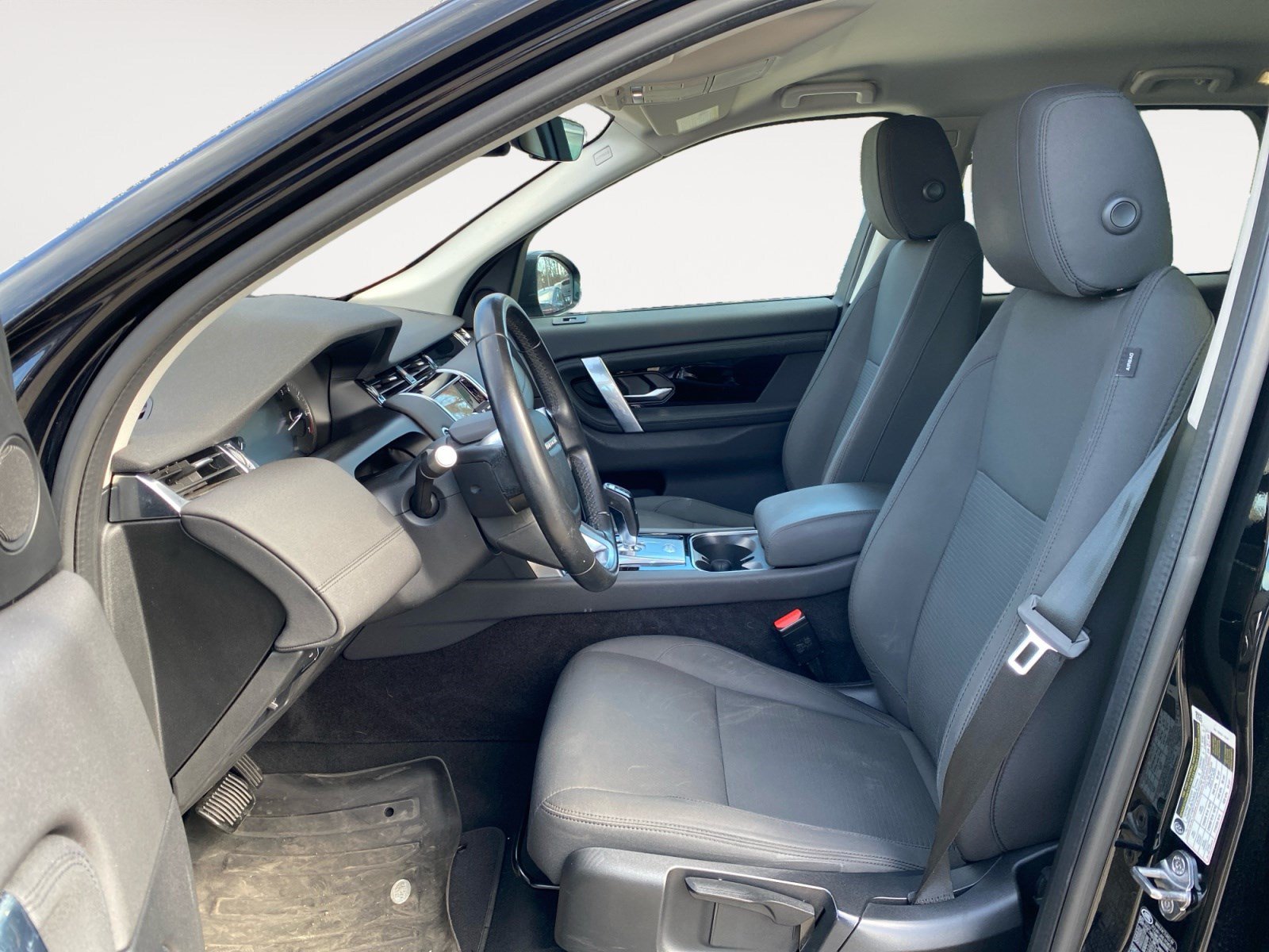 Used 2020 Land Rover Discovery Sport AWD/4WD image 11