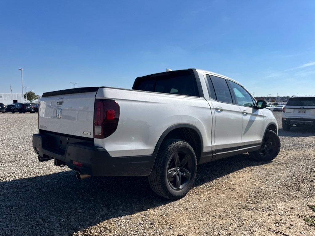 Used 2023 Honda Ridgeline Black Edition image 13