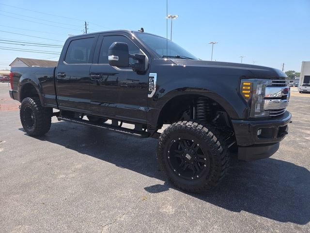 Used 2019 Ford F250 Lariat w/ Lariat Ultimate Package AWD/4WD video 2