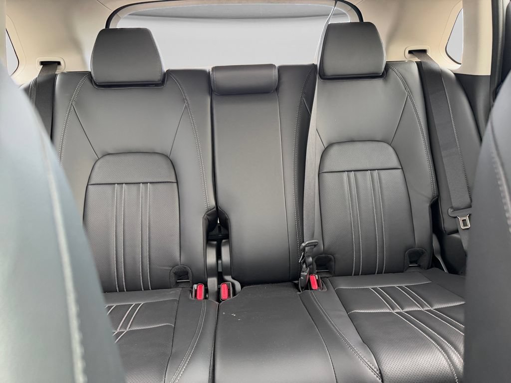 Used 2027 Honda HR-V EX-L image 28