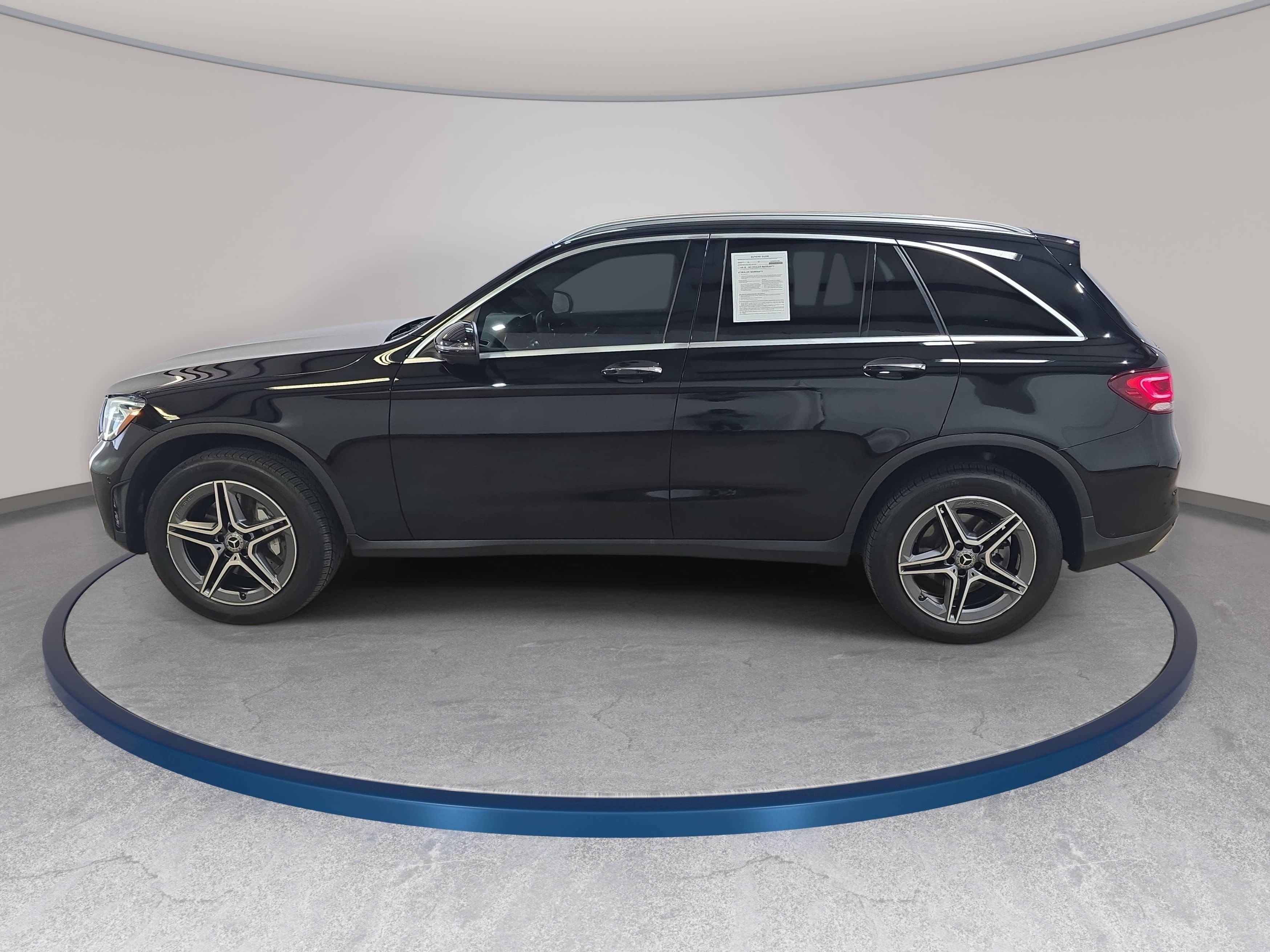 Used 2022 Mercedes-Benz GLC 300 4MATIC image 9