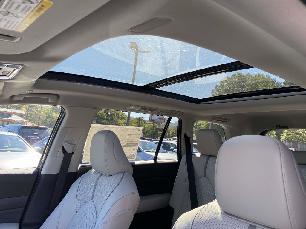 New 2026 Toyota Grand Highlander AWD image 14