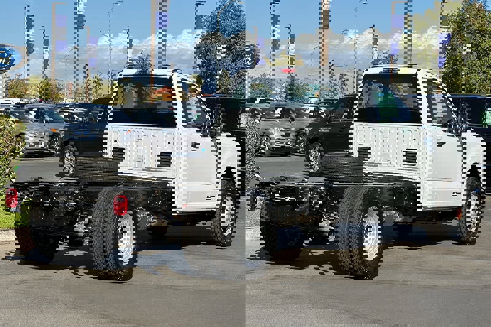 New 2024 Ford F350 XL w/ XL Chrome Package image 2