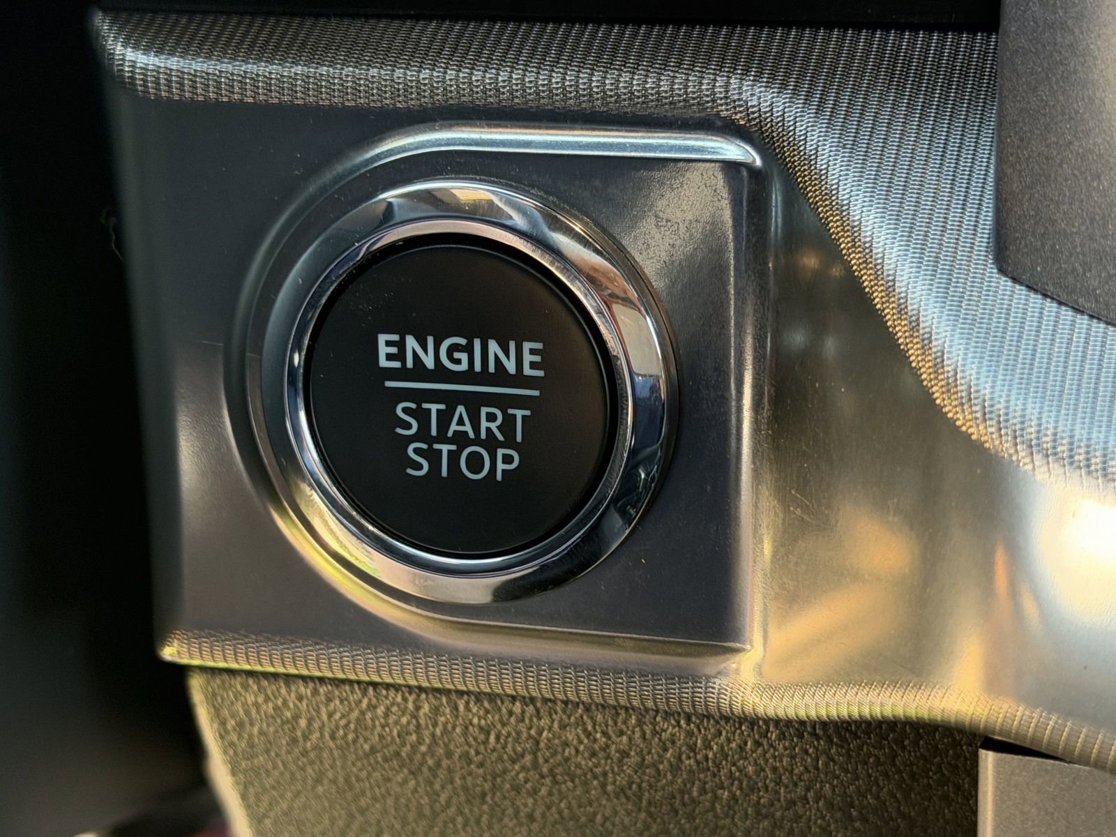 Used 2024 Ford F150 Lariat w/ FX4 Off-Road Package image 20