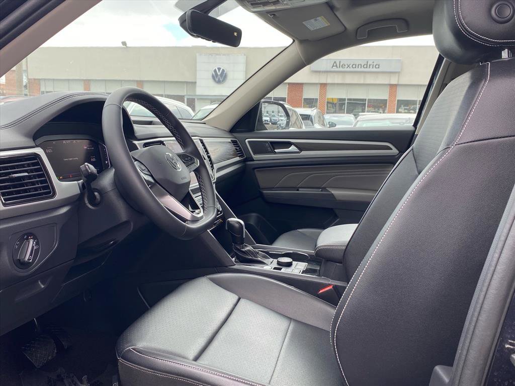 Certified 2022 Volkswagen Atlas SE image 10