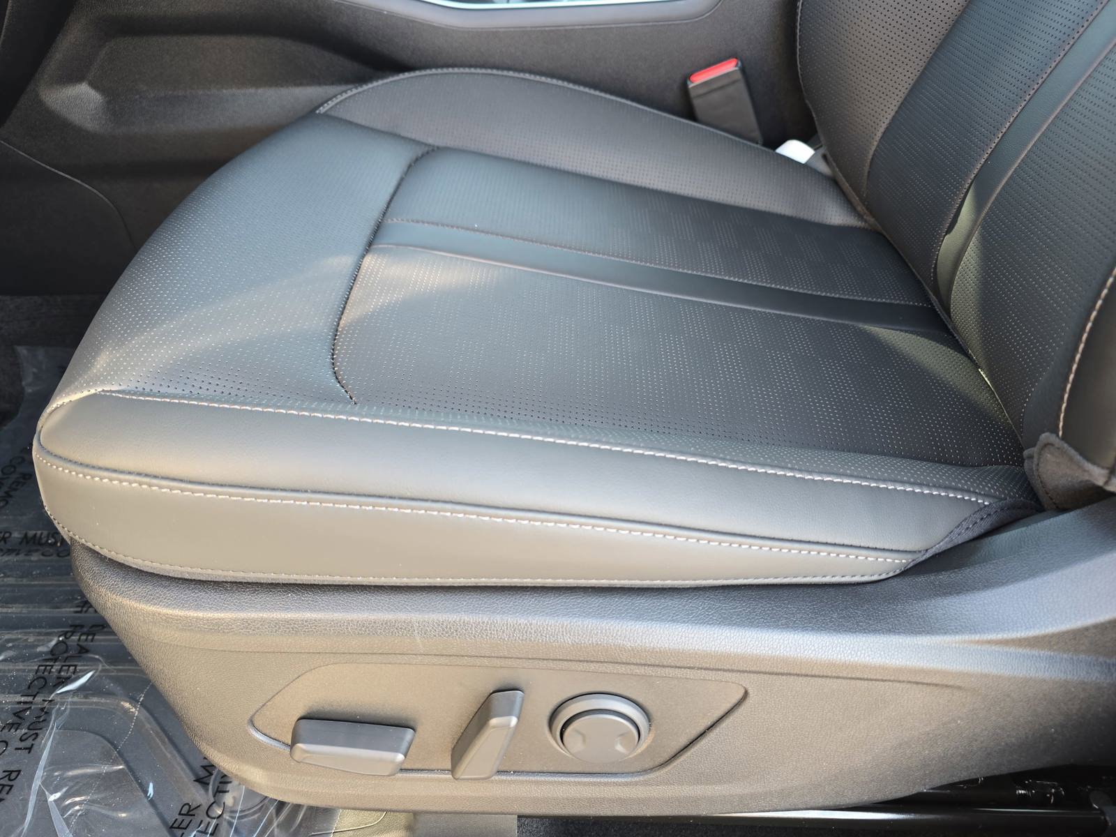 New 2026 Kia Sorento EX w/ EX Premium Package FWD image 31