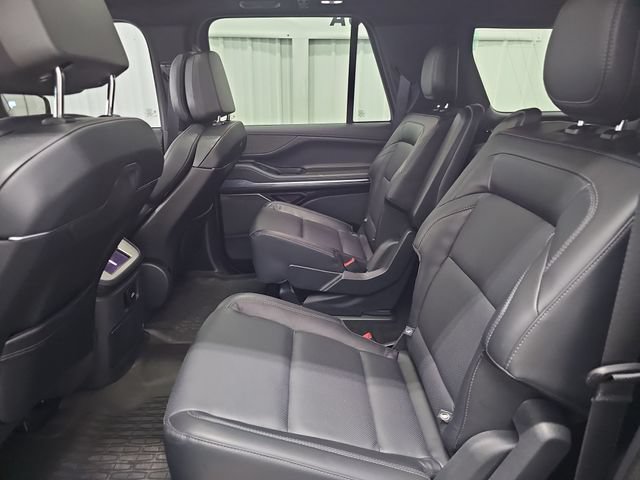 Used 2025 Lincoln Navigator L Reserve w/ Jet Appearance Package AWD/4WD image 37
