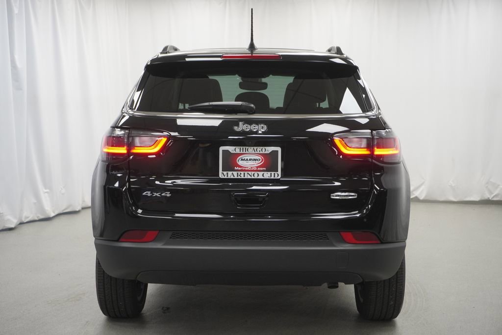 Certified 2022 Jeep Compass Latitude w/ Sun and Sound Group image 12