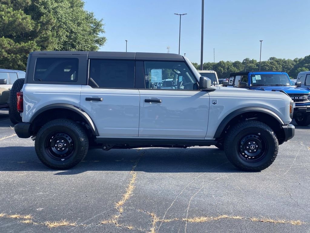 New 2026 Ford Bronco Big Bend w/ Black Diamond Package AWD/4WD image 2