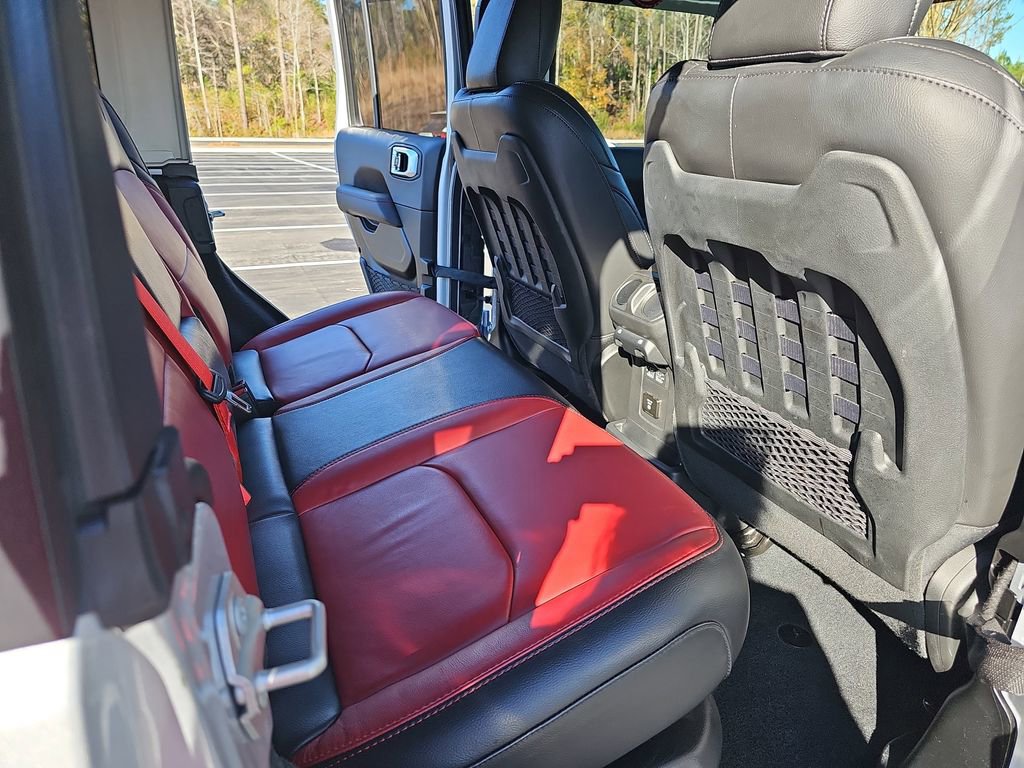 Used 2023 Jeep Wrangler Unlimited Rubicon 4xe image 13