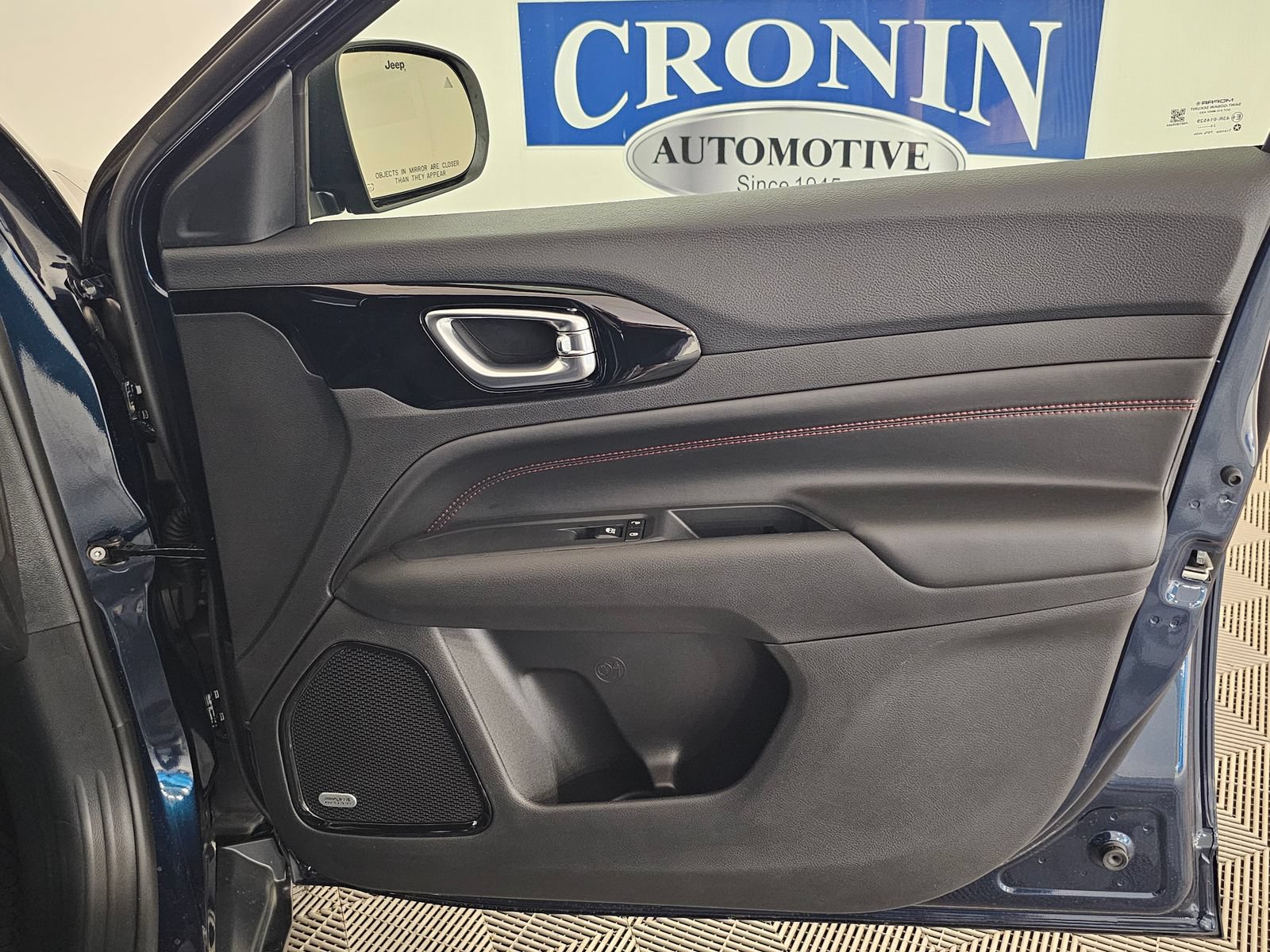 New 2026 Jeep Compass Trailhawk AWD/4WD image 30